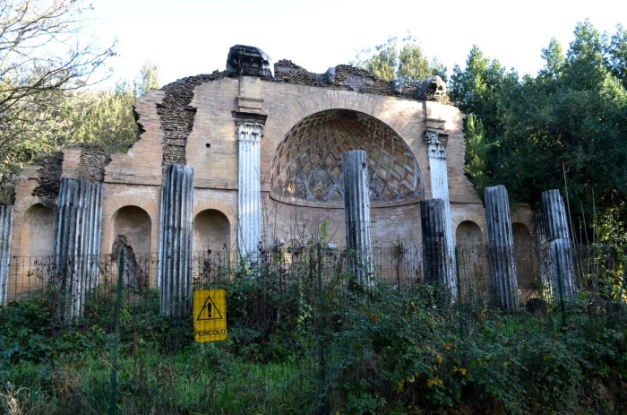 013_ruine.jpg
